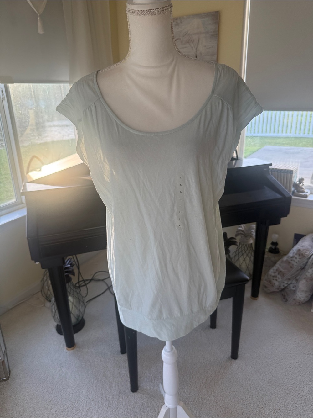 Ann Taylor loft light sage green long Cotton summer top womens